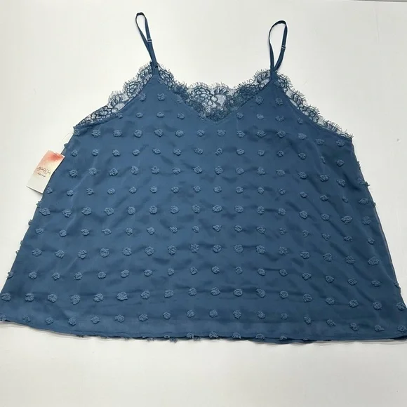 A Beautiful Soul Top Women’s 2X Lined Lace NWT ADJ. Straps Yarn Pompom Accents - Picture 14 of 16